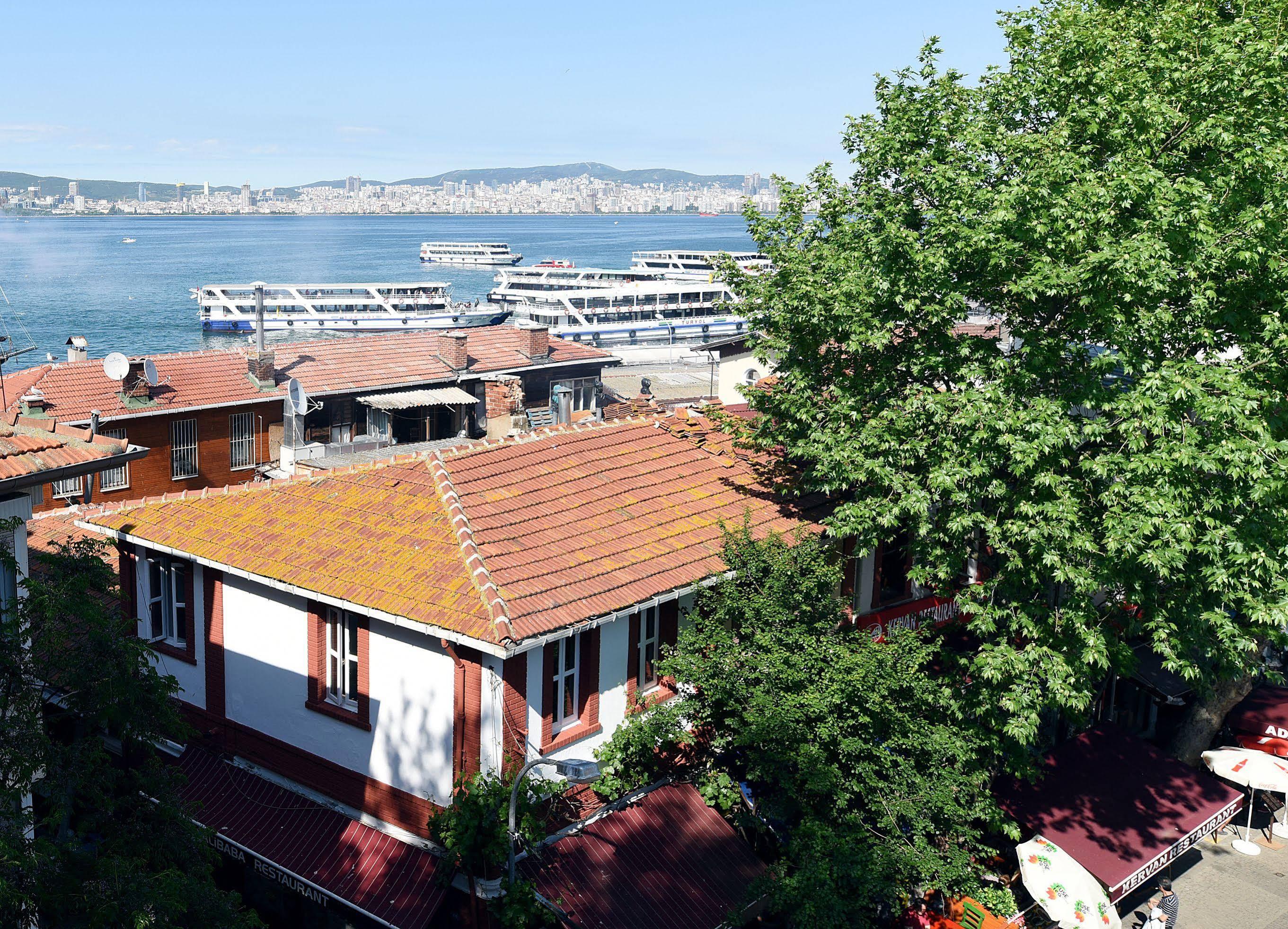 Marine House Boutique Hotel Adalar Exterior foto