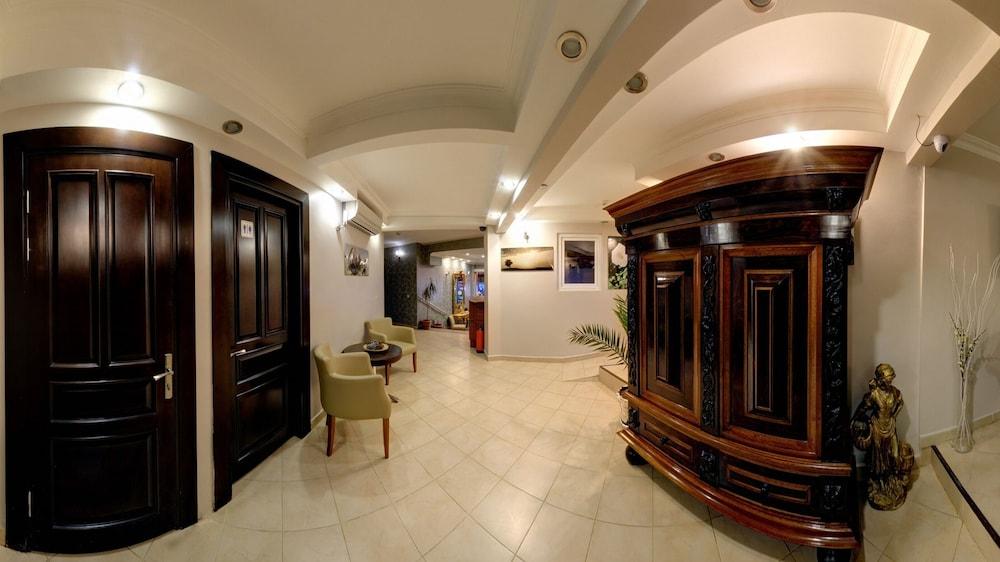 Marine House Boutique Hotel Adalar Exterior foto