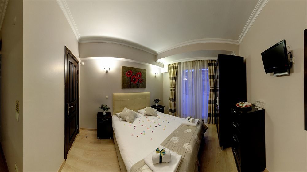 Marine House Boutique Hotel Adalar Exterior foto